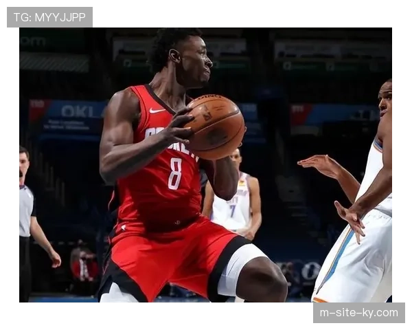 火箭收官战泰特重新获启用 防守处理球能力符合季后赛需求